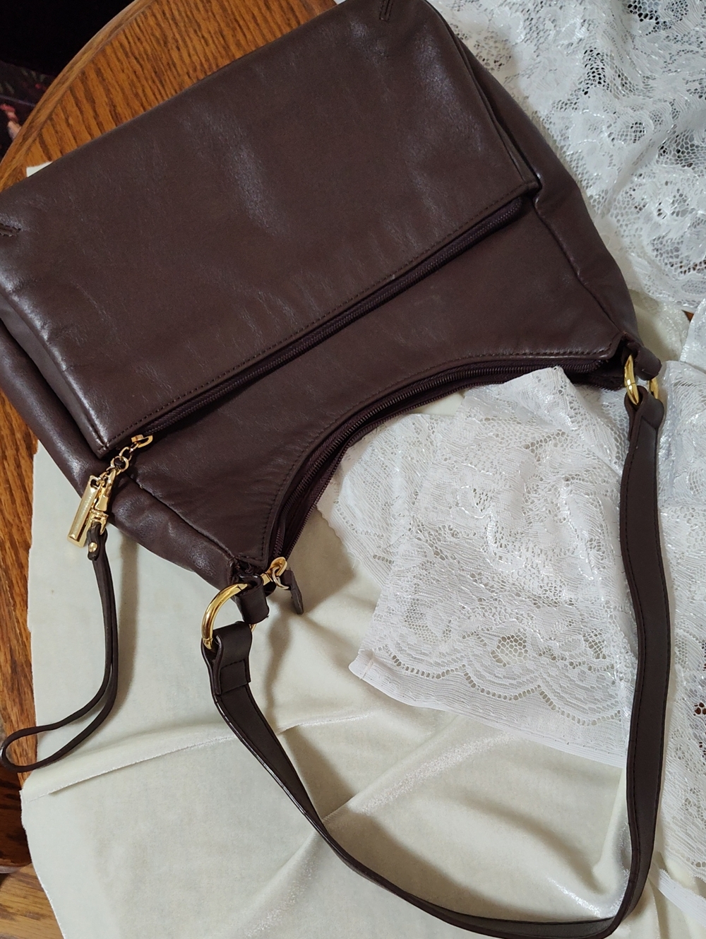 Classic Women's Leather Hobo Bag Brown